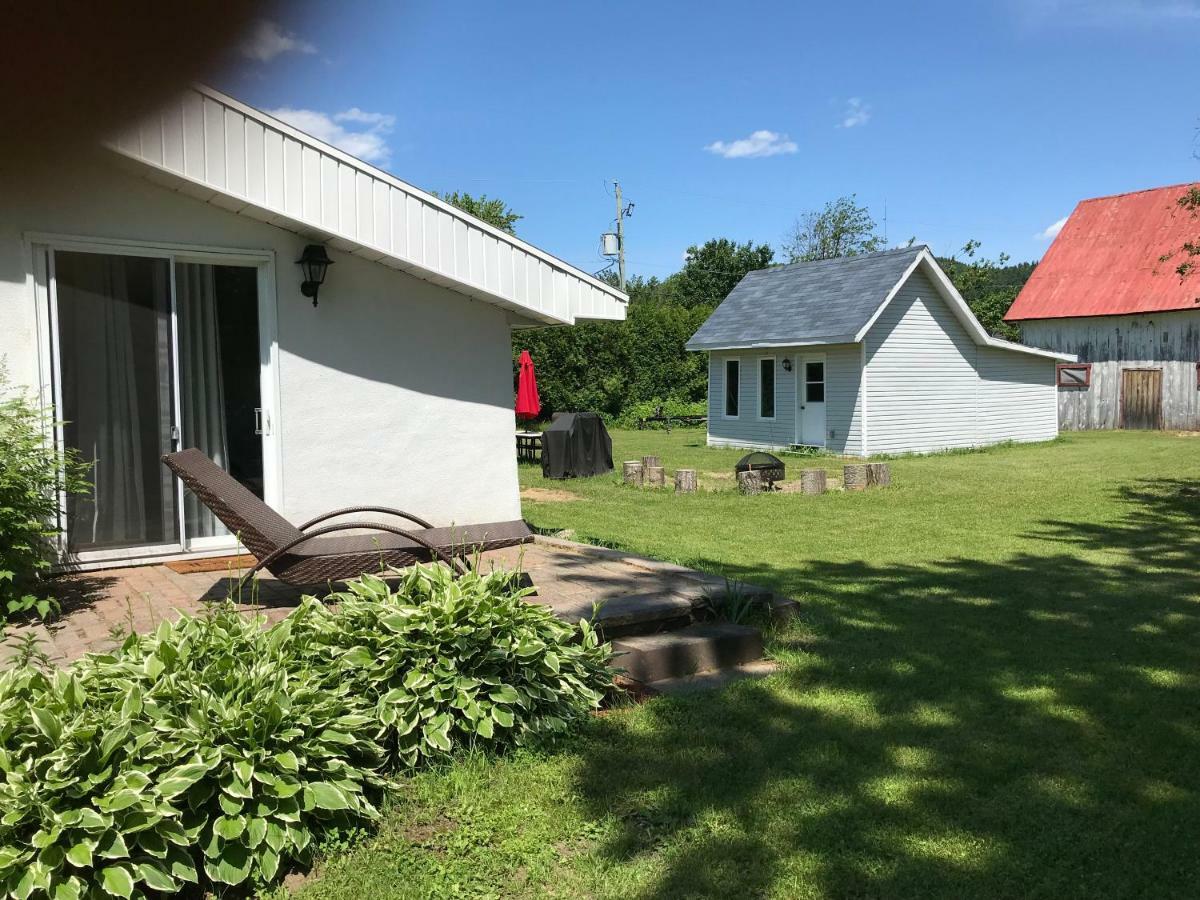 La Maison Du Village, Spa Shawinigan Kültér fotó