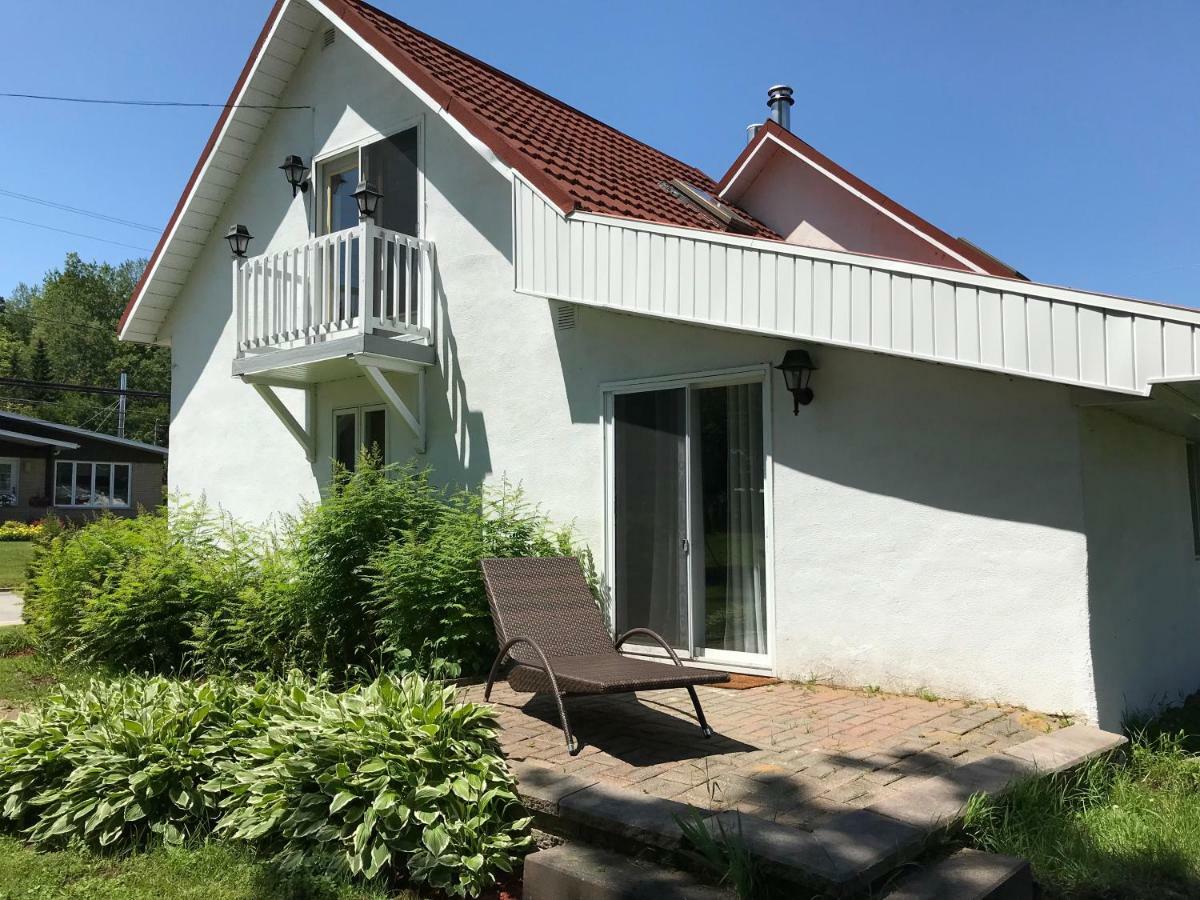 La Maison Du Village, Spa Shawinigan Kültér fotó