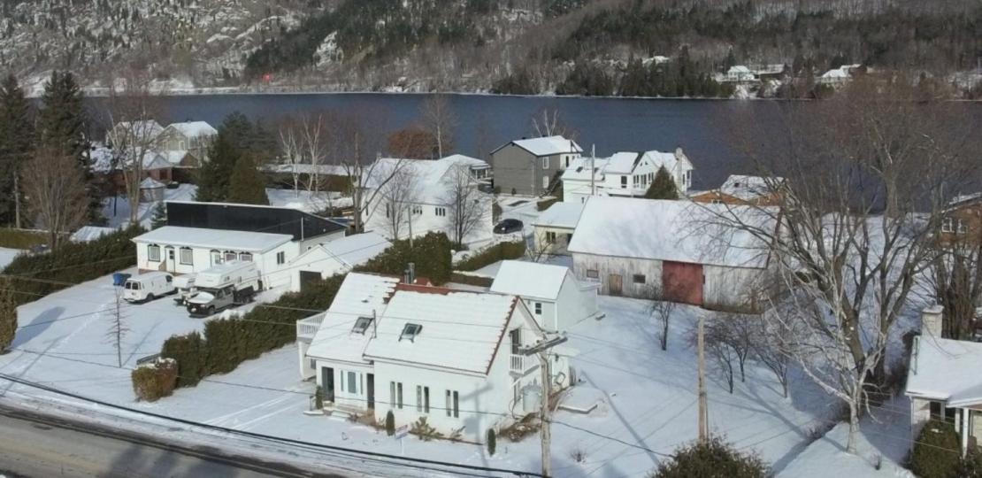 La Maison Du Village, Spa Shawinigan Kültér fotó